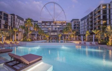 Luxury Hotel: CAESARS PALACE BLUEWATERS DUBAI