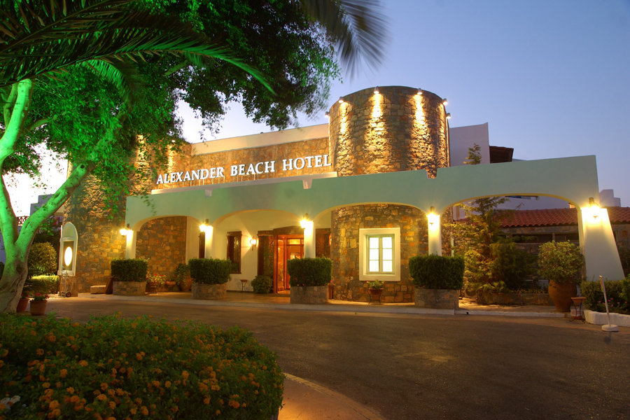 Luxury Hotel: ALEXANDER BEACH HOTEL & VILLAGE