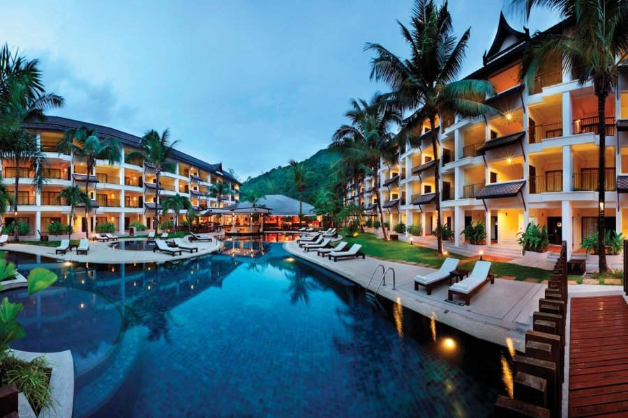 Luxury Hotel: SWISSOTEL SUITES PHUKET KAMALA BEACH