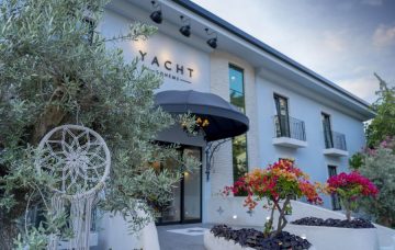 Luxury Hotel: YACHT BOHEME HOTEL